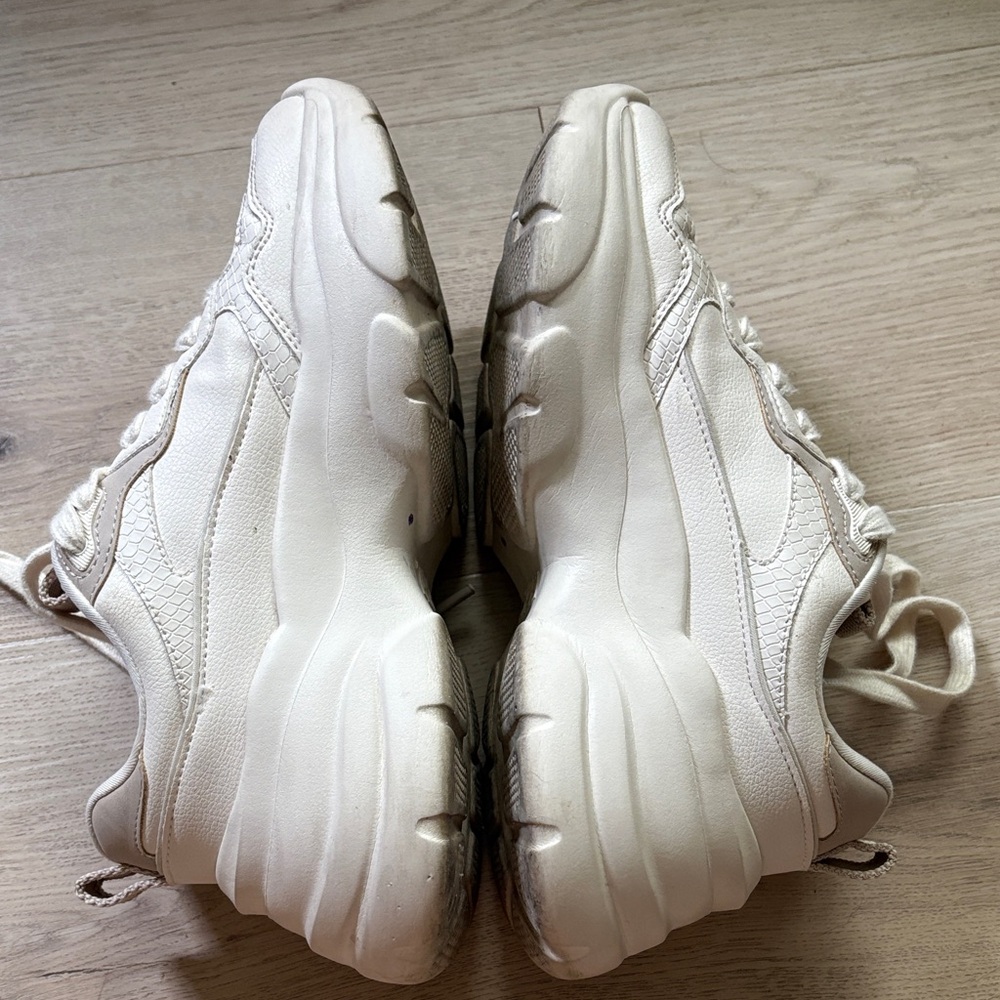 Zara Womens Cream Low-Top Casual Sneakers - Picture 3 of 7